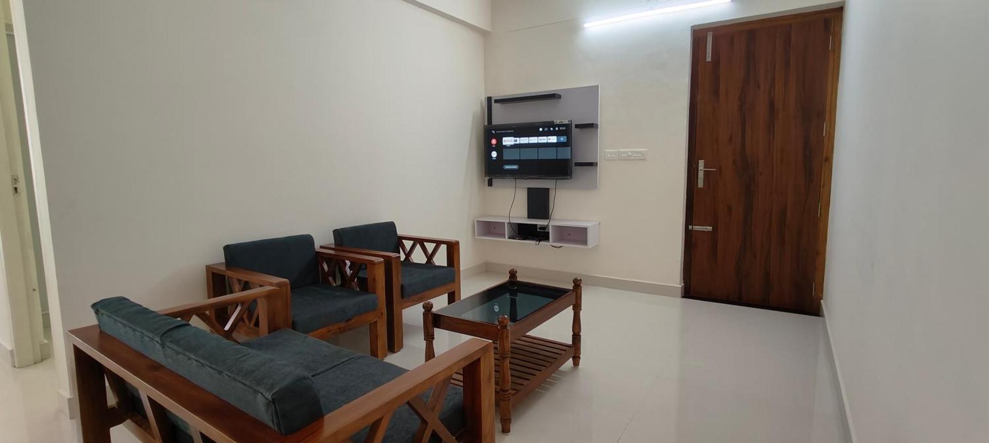 Hobiz Serviced Apartments Chalakuzhy Nr Medical College Trivandrum تريفِندرم المظهر الخارجي الصورة